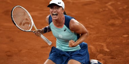 Iga po raz kolejny zwycięża Turniej Rolanda Garrosa!